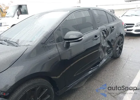 2021 Toyota Corolla Se Nightshade Edition z USA, uszkodzony, nr VIN 5YFS4MCEXMP074565